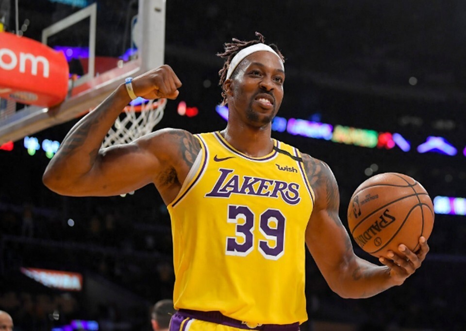 NBA战报：哈登55分创快船队史新高，快船131-116轻取黄蜂（哈登轰下55分改写快船队史纪录，快船131-116轻取黄蜂）