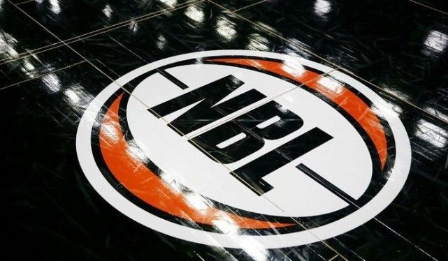 会师美职联决赛，梅西过往面对穆勒3胜7负处于下风（美职联决赛相逢：梅西对穆勒历史战绩3胜7负，不占上风）