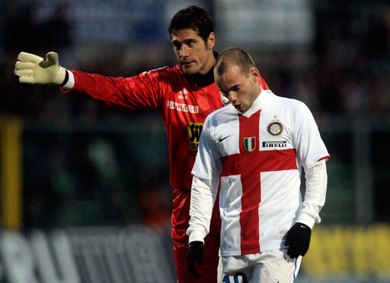 要不咱试试？网红：投简历来当工人，就能在诺坎普免费看球（网红支招：投简历去打工，诺坎普免费观赛不是梦）