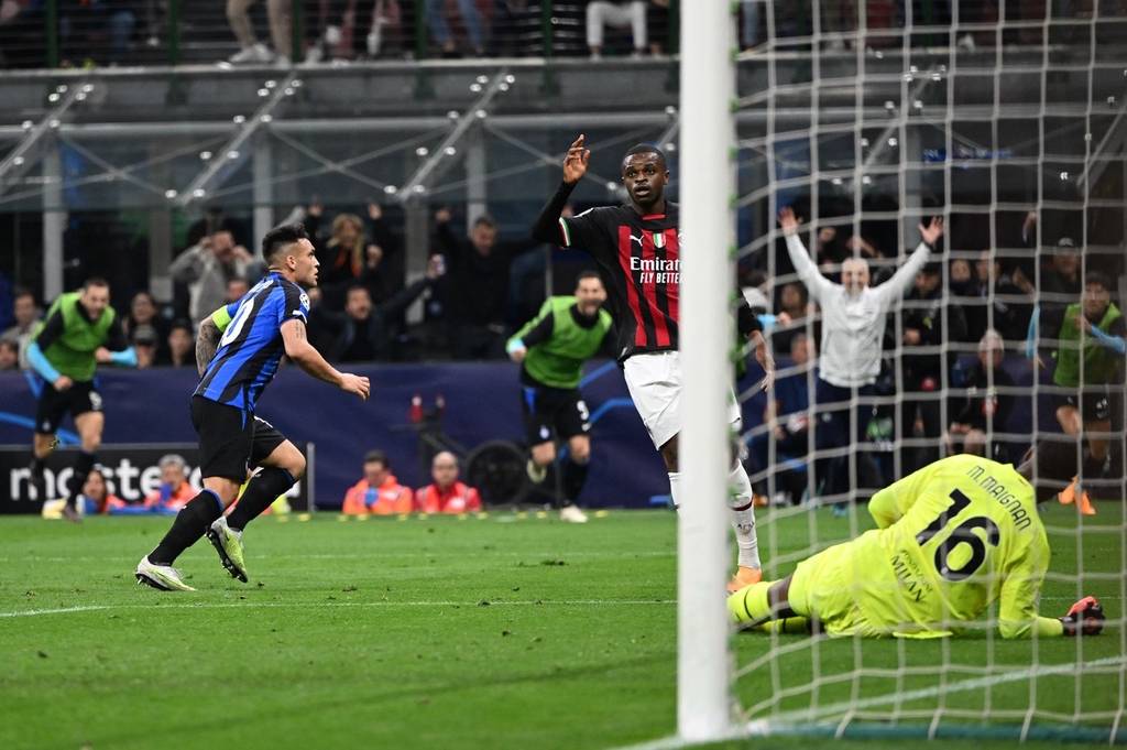 鲁尔：多特小将科尔-坎贝尔就转会接触了中日德兰和图尔贝里（鲁尔称：多特小将科尔-坎贝尔就转会已与中日德兰、图尔贝里接触）