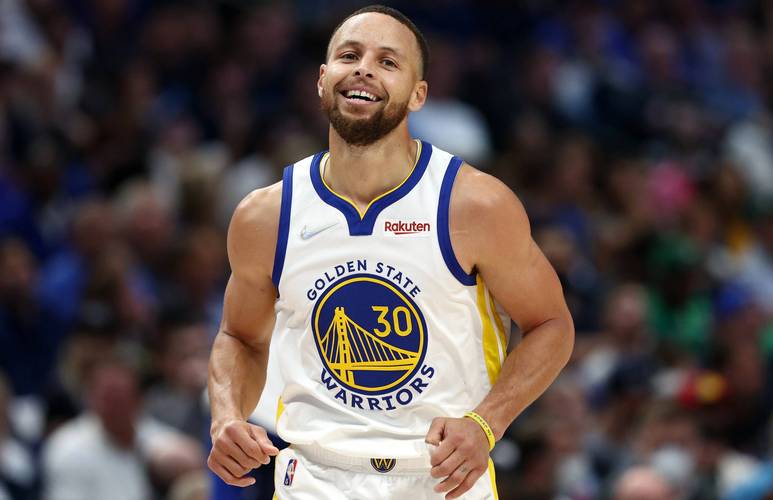 还在继续！亚历山大连续99场20+ 距历史第一仅差27场！（势头不减：亚历山大连砍99场20+，距历史第一还差27场）