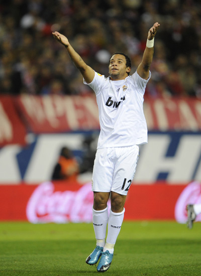 赫迪拉：拜仁从下半场开始就在拖延时间，这不是公平竞赛精神（赫迪拉批评拜仁：下半场起便开始拖时间，有违公平竞赛精神）