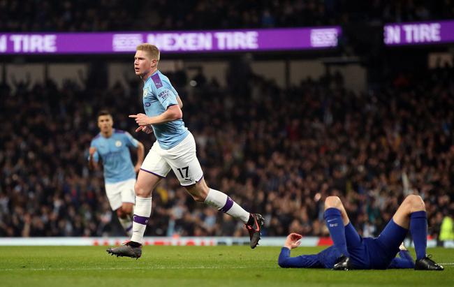 拉菲尼亚拒绝亿万诱惑！巴萨核心霸气宣言：我的心只属于这里（拉菲尼亚回绝天价报价：只愿为巴萨而战）