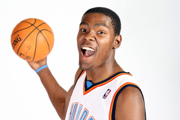 勒沃库森vs海登海姆：希克、格里马尔多首发，阿尔扬-伊布拉希莫维奇、齐夫齐瓦泽出战（勒沃库森战海登海姆：希克、格里马尔多领衔先发，阿尔扬-伊布拉希莫维奇、齐夫齐瓦泽登场）